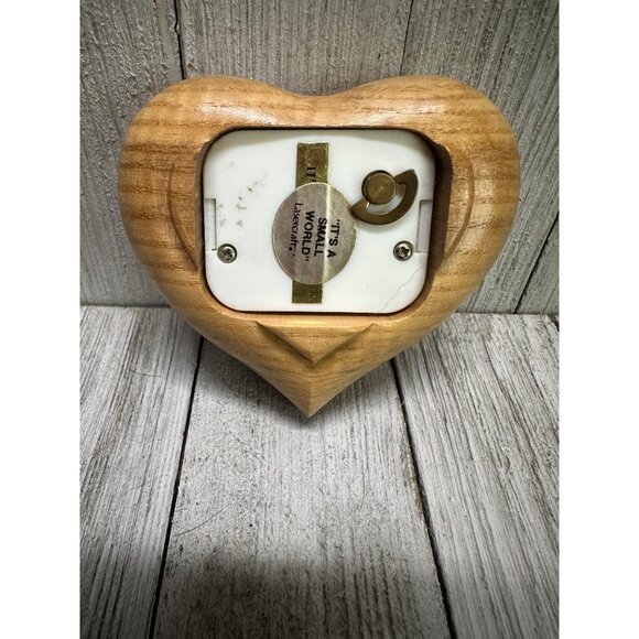 Vtg Sankyo Lasercraft Wood Heart Shaped Music Box Plays It's A Small World Works - Picture 3 of 5